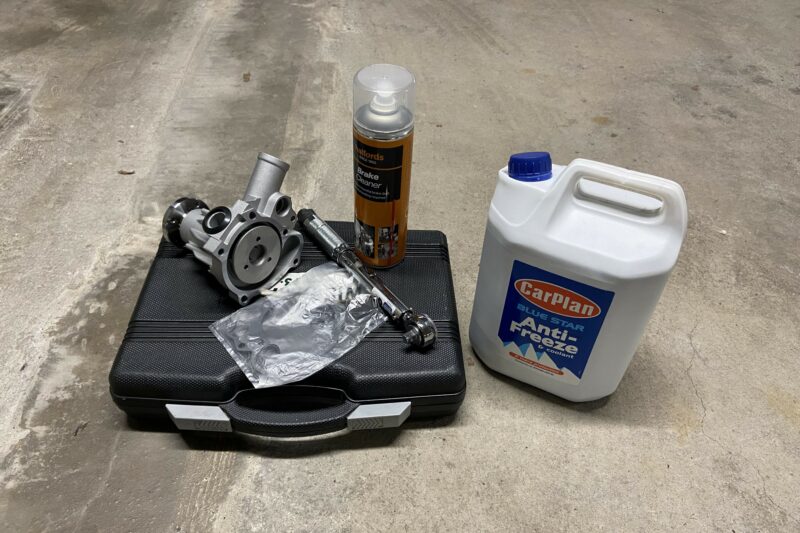 automotive, car repair, carandclassic, carandclassic.co.uk, classic car, DIY, home car repair, home service, motoring, retro car, service, servicing, vehicle maintenance, antifreeze, coolant, water pump, how to, cooling system, guide