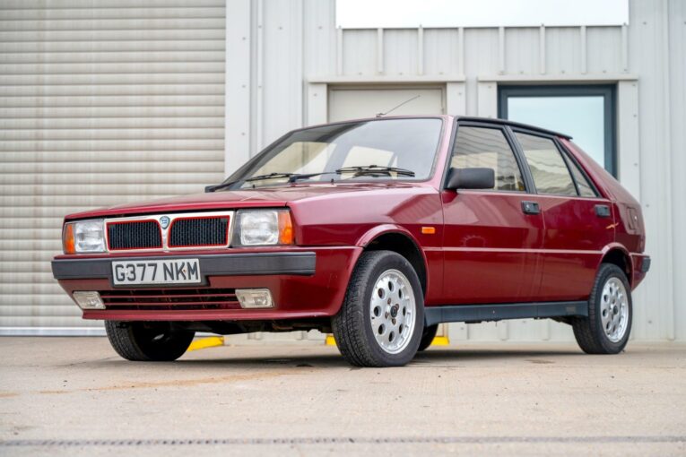 Lancia Delta, Lancia Delta HF 1,6, Delta 1.6 turbo, Delta, Lancia, Delta Integrale, italian, motoring, automotive, right hand drive lancia delta, wrc, rally car, classic car, retro car, lancia delta project, barn find, restoration project, car and classic, carandclassic.com, car and classic auctions
