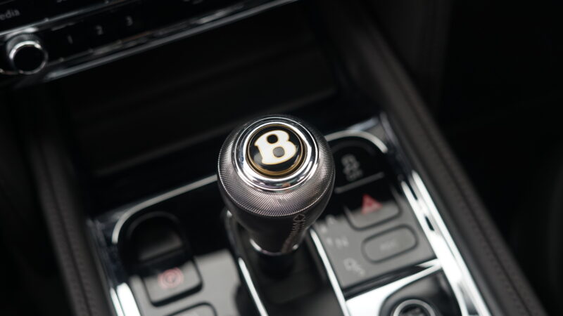 Mulsanne, Bentley Mulsanne, Bentley, Bentley Motor Cars, Bentley Crewe, classic Bentley, Rolls-Royce, classic, retro, future classic, V8, turbocharged, Bentley Mulsanne Speed, car and classic, carandclassic.com, luxury car, executive car,