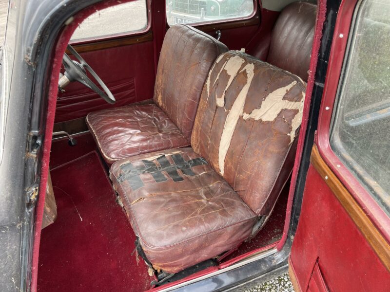 Traction, trction avant, Citroën, Citroën Traction Avant, classic citroen, barn find, traction avant for sale, traction avant project, project car, restoration project, motoring, automotive, car and classic, car and classic auctions, carandclassic.com