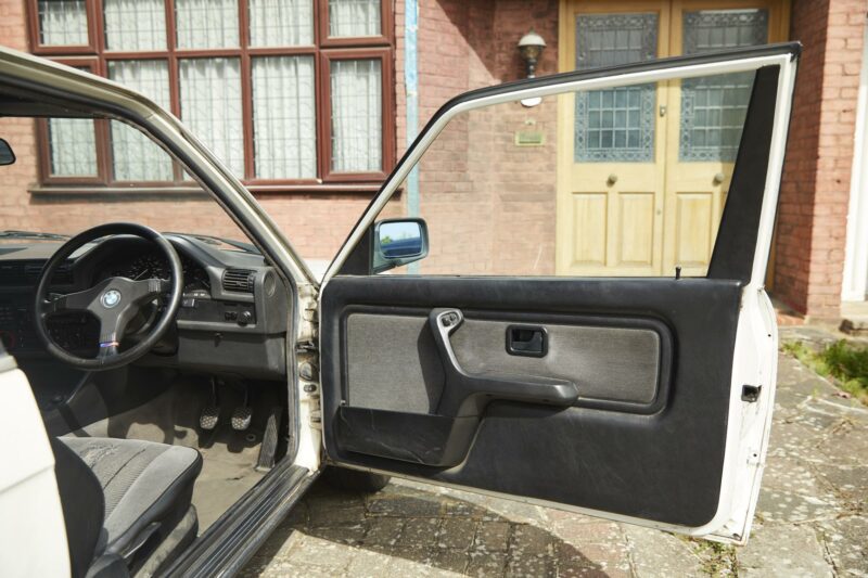 325i, E30, BMW, 3 Series, BMW 325I, E30 BMW, project car, classic car, restoration project, classic car, retro car, E30 Project car, BMW drift, BMW motorsport, car and classic, carandclassic.com, car and classic auctions, BMW E30 for sale