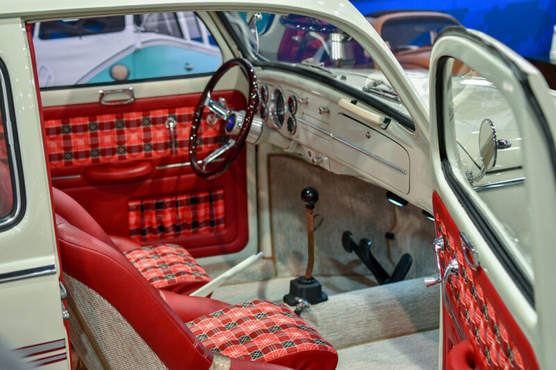 SEMA, Las Vegas, American car show, automotive, Car and Classic, carandclassic.co.uk, classic car, Specialty Equipment Market Association, car culture, supercar, hypercar, modified car, motoring, retro car, classic car show, Las Vegas Convention Centre, V8, pickup truck, EV, custom car