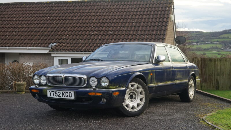 project creep, project car, classic car, retro car, restoration project, motoring, automotive, classic, retro, barn find, body shop, classic car project, daimler, car and classic, carandclassic.com,