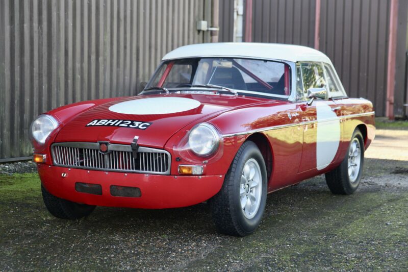 MG, B, MGB, MG B Roadster, competition car, rally car, motorsport, car and classic, car and classic auctions, carandclassic.co.uk, motoring, automotive, British car, auction, vintage, motoring, automotive, classic, retro, '60s car, Sir Stirling Moss, famous car, historic motorsport