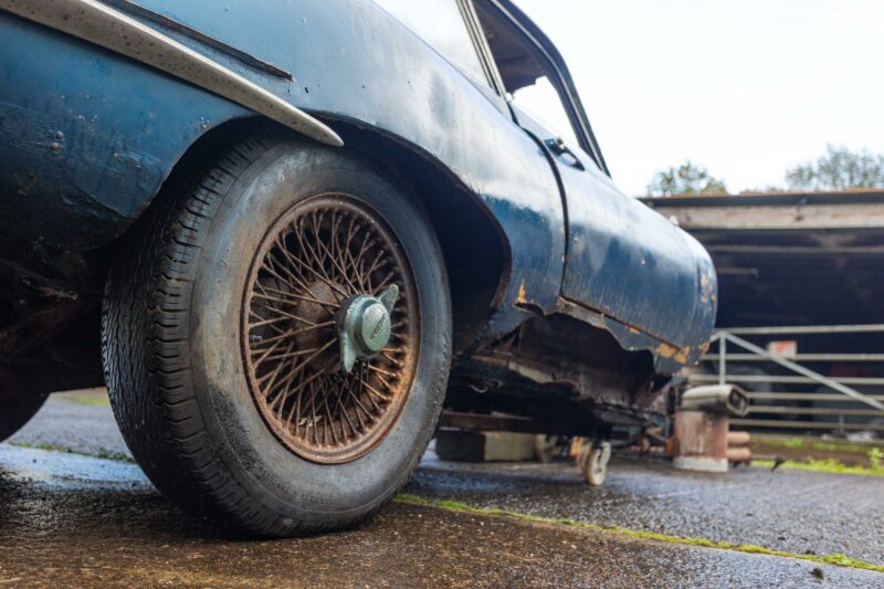 E Type FHC, Jaguar, Jaguar E Type, E Type for sale, E Type project, XK engine, 4.2 Jaguar, series 1.5 e type, classic jaguar, barn find, project, project car, restoration project, e type project, classic, retro, car and classic, carandclassic.com, car and classic auctions,