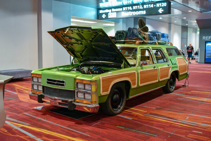 SEMA, Las Vegas, American car show, automotive, Car and Classic, carandclassic.co.uk, classic car, Specialty Equipment Market Association, car culture, supercar, hypercar, modified car, motoring, retro car, classic car show, Las Vegas Convention Centre, V8, pickup truck, EV, custom car