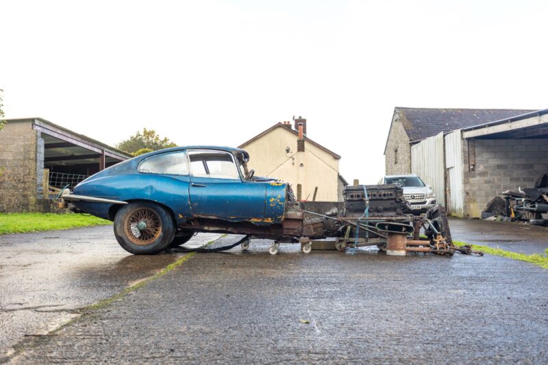 E Type FHC, Jaguar, Jaguar E Type, E Type for sale, E Type project, XK engine, 4.2 Jaguar, series 1.5 e type, classic jaguar, barn find, project, project car, restoration project, e type project, classic, retro, car and classic, carandclassic.com, car and classic auctions,