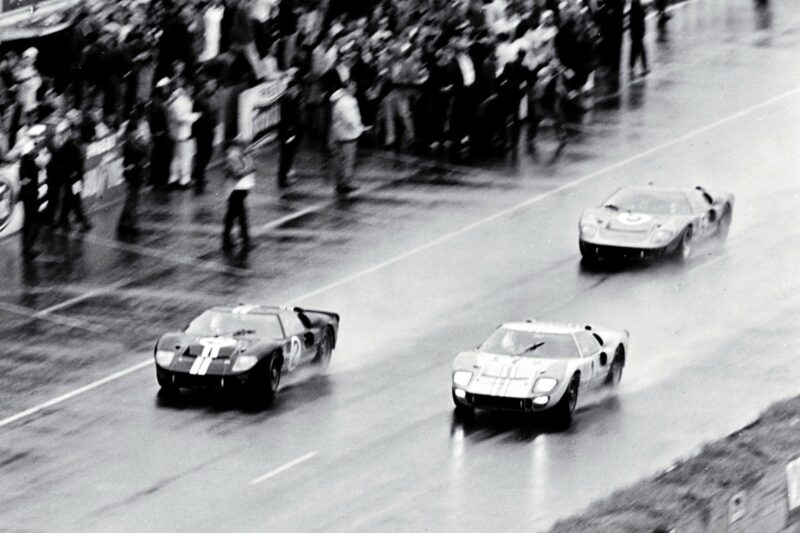 Ford, GT40, Ford GT40, Carroll Shelby, Ferrari, Ford vs Ferrari, Le Mans, Le Mans 1966, V8, muscle car, race car, racing car, motorsport, British car, American car, motoring, automotive, classic car, retro car, car and classic, carandclassic.co.uk, carandclassic.com, Ken Miles, Bruce McLaren, Henry Ford II, Ford GT40 for sale