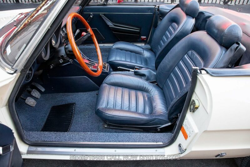 Alfa, Alfa Romeo, Spider, Alfa Romeo Spider, classic car, iconic car, retro car, motoring, automotive, retro, carandclassic, carandclassic.co.uk, carandclassic.com, Alfa Romeo Spider Buying Guide, Italian car, classic Alfa, classic Afa Romeo for sale, sports car, convertible, classic Spider for sale, Spider 105/115