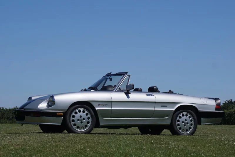 Alfa, Alfa Romeo, Spider, Alfa Romeo Spider, classic car, iconic car, retro car, motoring, automotive, retro, carandclassic, carandclassic.co.uk, carandclassic.com, Alfa Romeo Spider Buying Guide, Italian car, classic Alfa, classic Afa Romeo for sale, sports car, convertible, classic Spider for sale, Spider 105/115