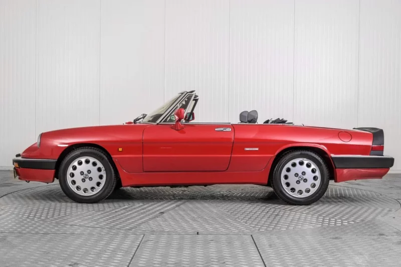Alfa, Alfa Romeo, Spider, Alfa Romeo Spider, classic car, iconic car, retro car, motoring, automotive, retro, carandclassic, carandclassic.co.uk, carandclassic.com, Alfa Romeo Spider Buying Guide, Italian car, classic Alfa, classic Afa Romeo for sale, sports car, convertible, classic Spider for sale, Spider 105/115
