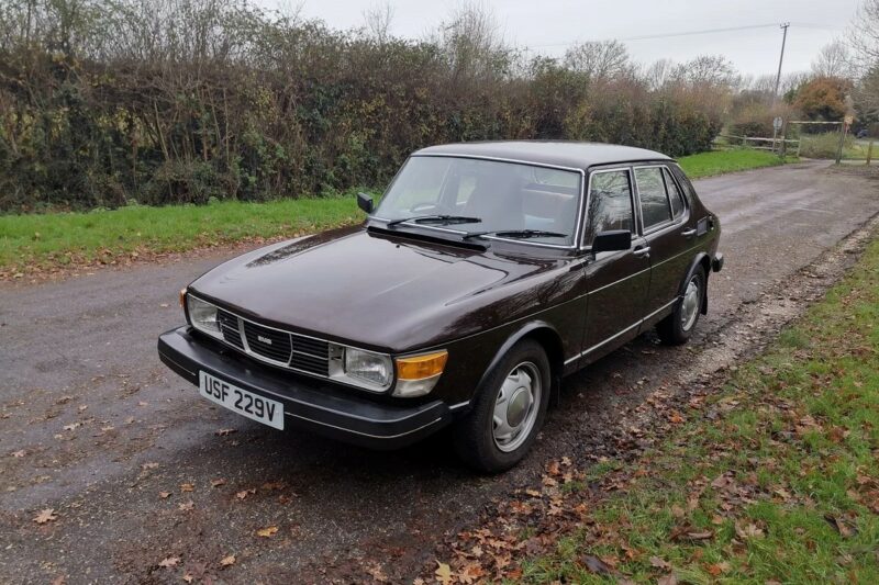 Automotive, blog, Car and Classic, carandclassic.co.uk, classic car, classic car ownership, driving, driving cars, motoring, old car, retro car, Father's Day, blog, carandclassic.com, retro car, Saab, Alfa Romeo, Volvo, classic cars for sale, dad car, dad, father
