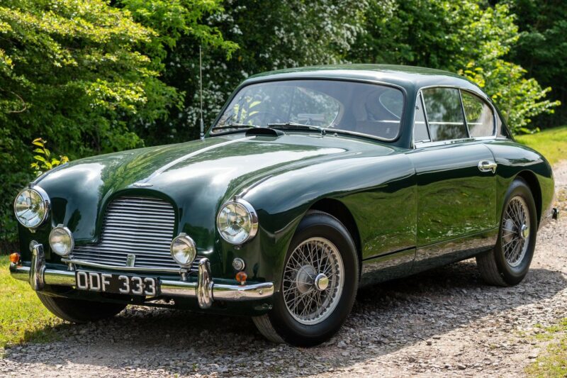 Aston Martin, DB6, DB2/4, Aston Martin DB6, Aston Martin DB2/4, head to head, British car, grand tourer, motoring, automotive, sports car, classic car, car and classic, carandclassic.co.uk, carandclassic.com, retro, classic Aston Martin for sale, DB6 for sale, DB2/4 for sale