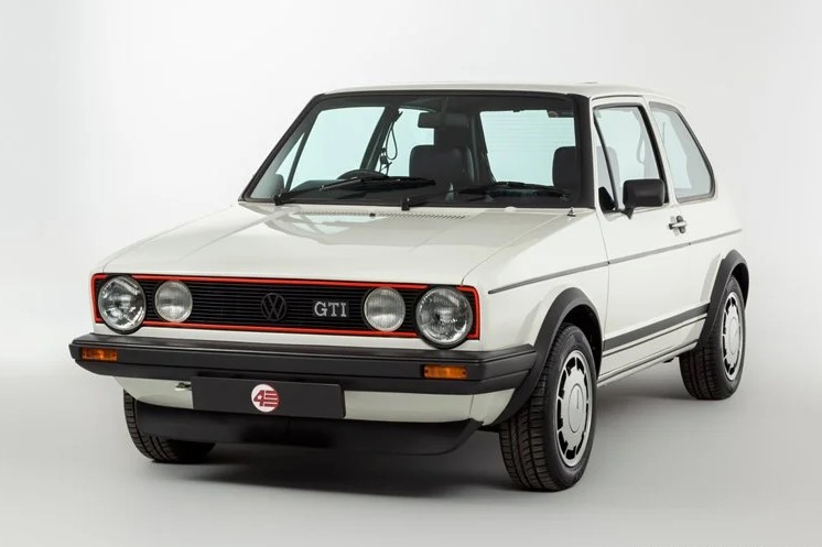 VW, Volkswagen, Golf, GTI, Mk1, Mk1 Golf GTI, classic car, iconic car, retro car, motoring, automotive, retro, carandclassic, carandclassic.co.uk, carandclassic.com, Golf GTI Buying Guide, German car, classic Volkswagen, Golf GTI for sale, hot hatch, classic VW for sale