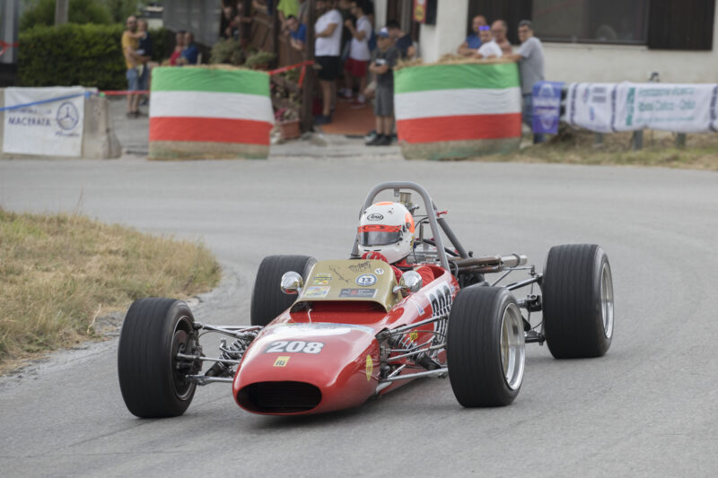 automotive, Car and Classic, carandclassic.co.uk, carandclassic.com, classic car, historic, historic rally, vintage car, heritage, motoring, retro car, classic car rally, motorsport, Italy, classic car event, historic racing, classic Italian rally, Bentley, Sarnano-Sassotetto, hill climb