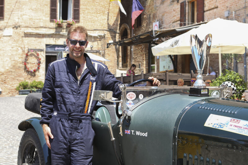 automotive, Car and Classic, carandclassic.co.uk, carandclassic.com, classic car, historic, historic rally, vintage car, heritage, motoring, retro car, classic car rally, motorsport, Italy, classic car event, historic racing, classic Italian rally, Bentley, Sarnano-Sassotetto, hill climb