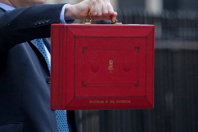 Budget, 2024 Budget, government Budget announcement, Chancellor of the Exchequer, Rachel Reeves, tax, capital gains tax, CGT, classic car, motoring, automotive, car and classic, carandclassic.co.uk, carandclassic.com, blog, retro car, classic car for sale, classic, UK law, legislation, government, investing, invest in a classic car, classic car values