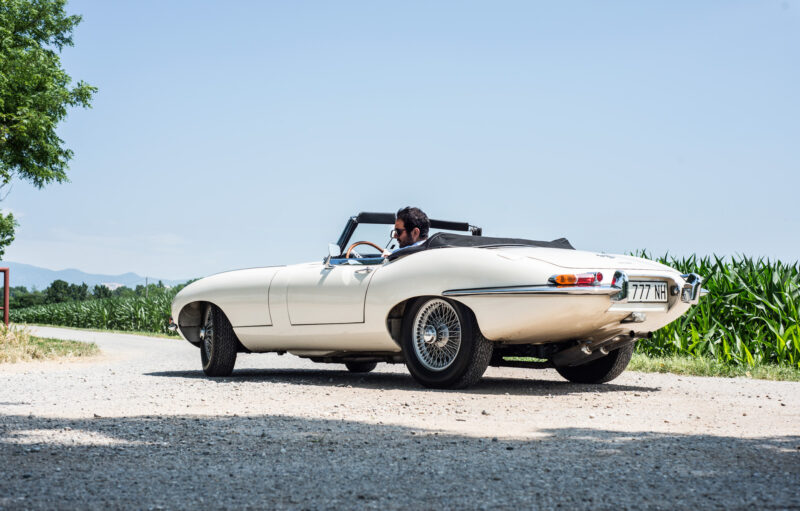Jaguar, E-Type, Jaguar E-Type, Series 1, Series 2, Series 2, classic car, iconic car, retro car, motoring, automotive, retro, carandclassic, carandclassic.co.uk, carandclassic.com, Jaguar E-Type Buying Guide, British car, classic Jaguar, Series I, Series II, Series III, Jaguar E-Type for sale, coupé, classic Jaguar for sale, E-Type buyer's guide