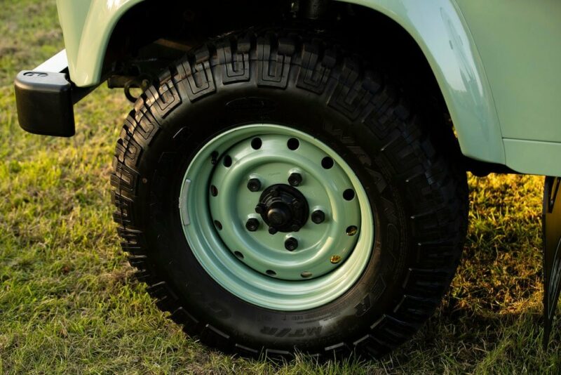 Land Rover, Defender, Heritage Edition, 4x4, off-roader, Defender 90, special edition, rare car, car and classic, car and classic auctions, carandclassic.co.uk, carandclassic.com, British car, automotive, auction, motoring, classic, retro, collectible car, modern classic, classic Land Rover for sale, Defender for sale, Land Rover Heritage Edition