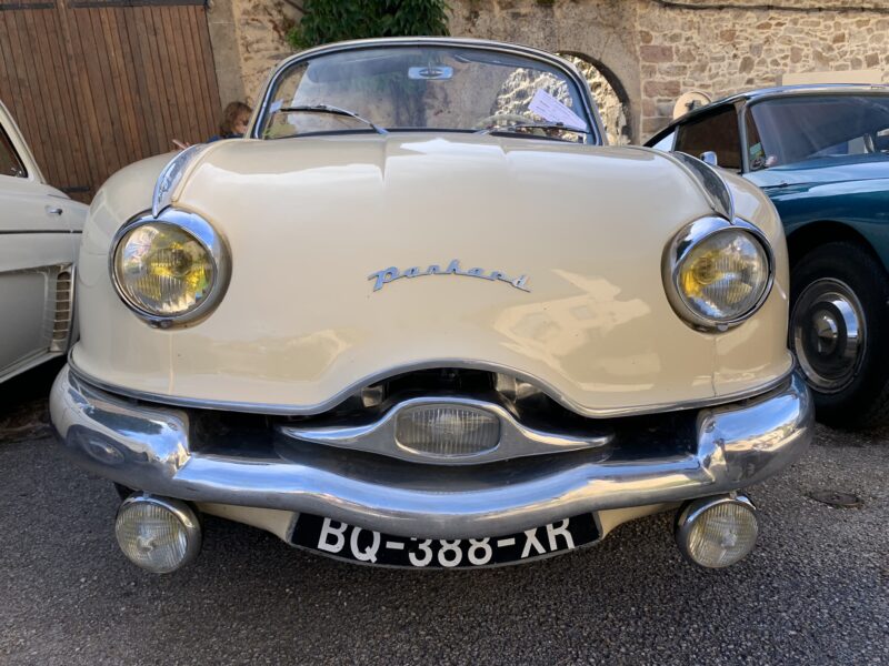 automotive, Car and Classic, carandclassic.co.uk, classic car, Auto Moto Retro, Najac, carandclassic.com, motoring, retro car, France, classic car show, classic French car, classic car for sale, French car for sale, Alpine