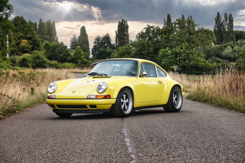 classic car, motoring, automotive, car and classic, carandclassic.co.uk, carandclassic.com, Porsche, 911, Porsche 911, Porsche 964, Porsche 911 964, Singer, Porsche 911 2.7 Carrera RS, retro, boxer, modified car, iconic car, air-cooled, classic Porsche 911 for sale, classic Porsche for sale, Autofarm, Porsche 964 for sale, Porsche Carrera RS for sale