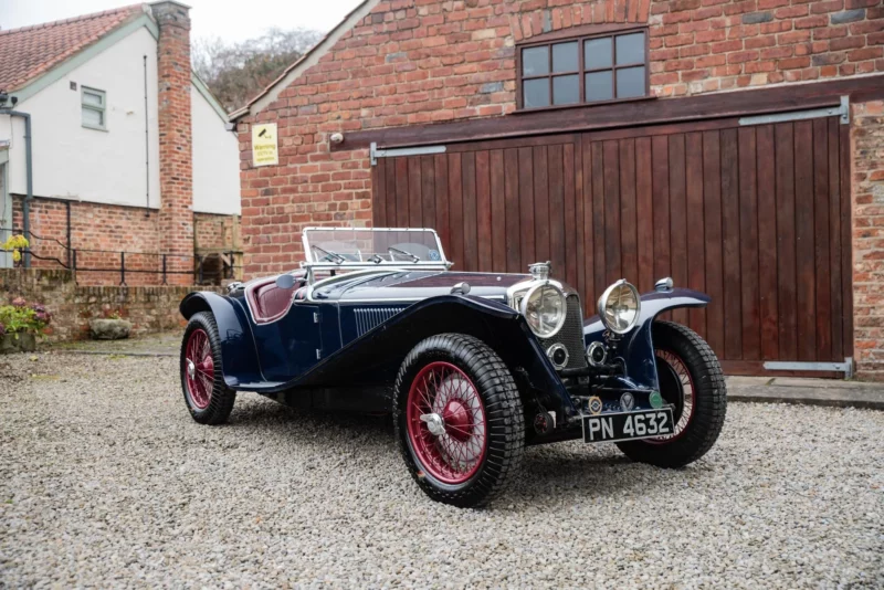 Caterham, Seven, Caterham Super Seven, Caterham 7, Riley, Nine, Special, Riley Nine MPH Special, head to head, British car, sports car, motoring, automotive, sports car, classic car, car and classic, carandclassic.co.uk, carandclassic.com, retro, classic Caterham for sale, Riley for sale, classic roadster for sale, classic British roadster