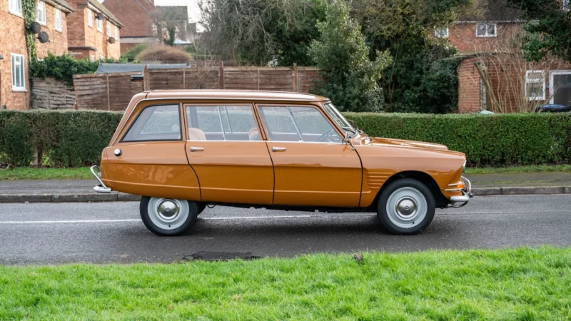 Citroën, Ami, 6, car and classic, car and classic auctions, carandclassic.co.uk, carandclassic.com, French car, air-cooled, automotive, auction, motoring, classic, retro, collectible car, classic Citroën for sale, Citroën Ami for sale, Ami 6 for sale, '60s car, rare car, estate car, Bertoni