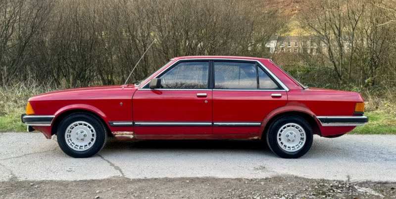 Ford, Granada, Mark II, project car, restoration project, motoring, automotive, car and classic, carandclassic.co.uk, carandclassic.com, retro, classic, '80s car, British car, classic Ford for sale, Ford Granada for sale, classic Ford, V6, Ghia