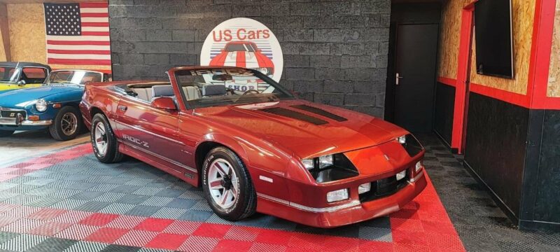Chevrolet Camaro IROC-Z convertible in red