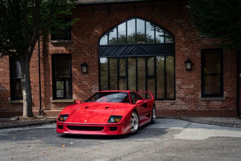 Ferrari F40 in red