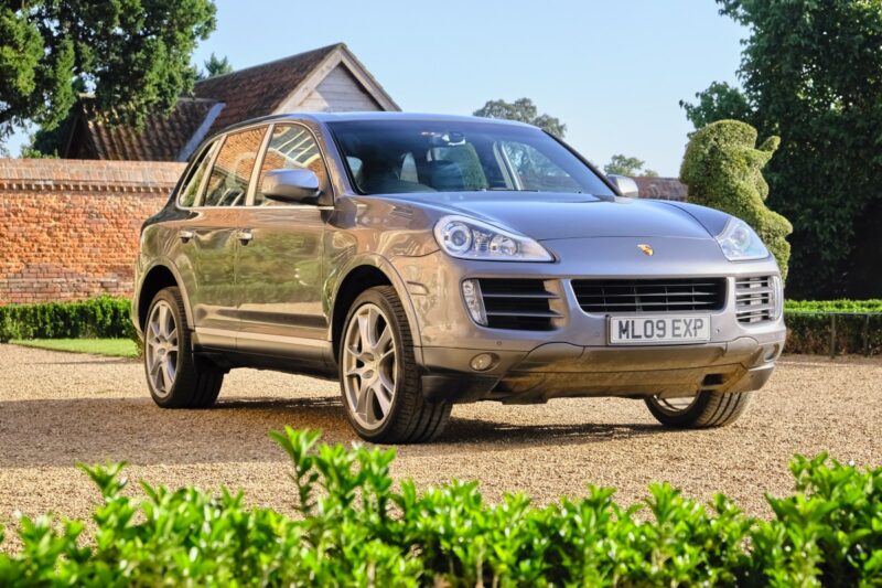 Silver Porsche Cayenne