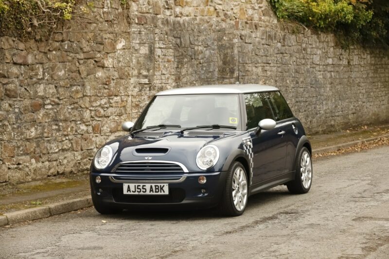 MINI R50 in black